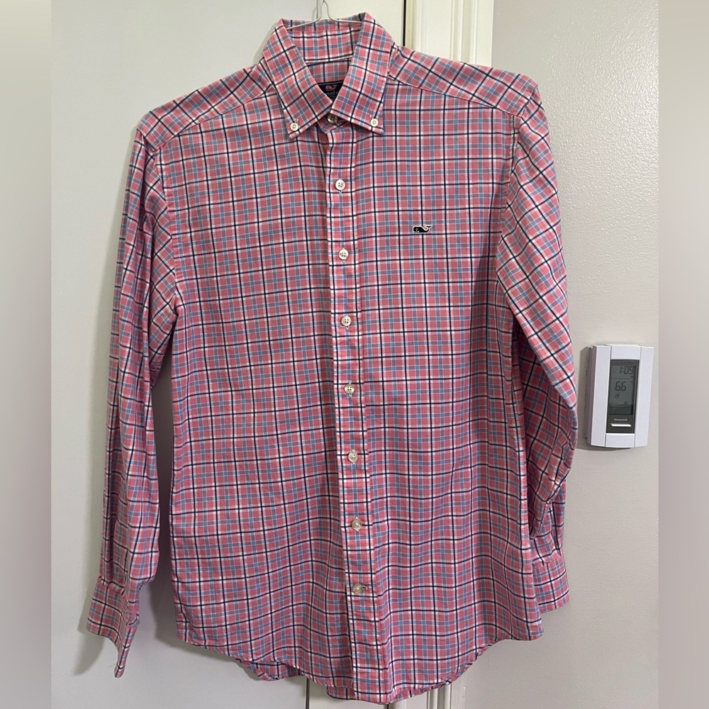 Men’s Vineyard Vines Whale shirt size XS